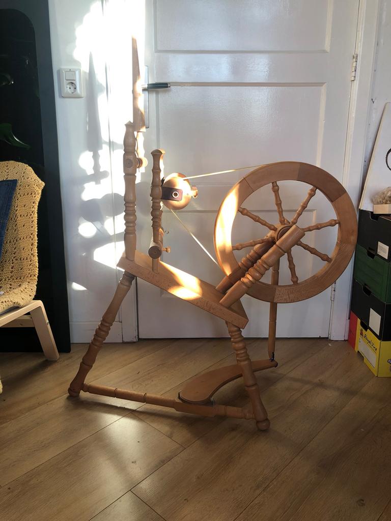 spinnewiel, Hobby en Vrije tijd, Spinnewielen en Spinnen, Ophalen, Refurbished, Spinnewiel