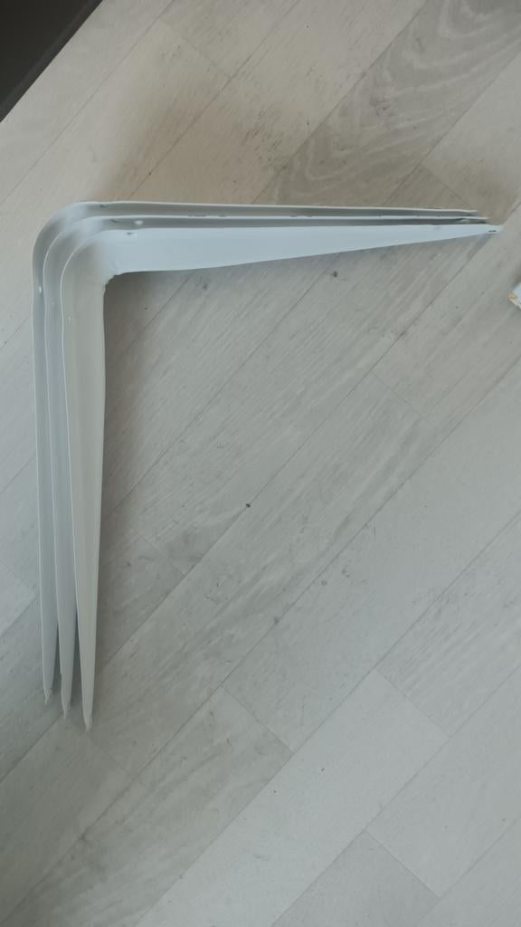 3 wit metalen plankdragers, Ophalen of Verzenden