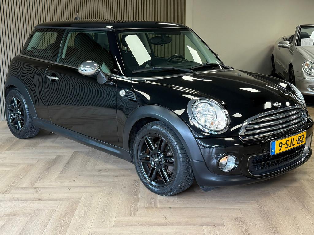 Mini Mini 1.6 One Holland Street NAVIGATIE CRUISE CONTROL, Gebruikt, 4 cilinders, Met garantie (alle), 4 stoelen