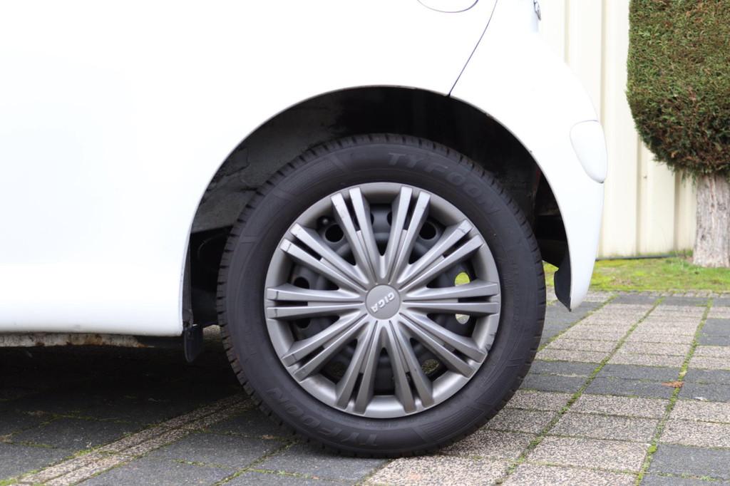 Toyota Aygo 1.0 VVT-i Aspiration, Voorwielaandrijving, Euro 5, Stof, Gebruikt