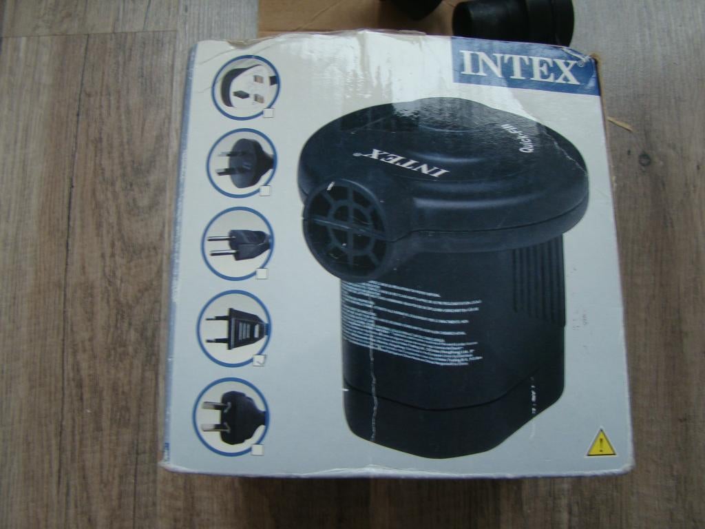 Luchtbedpomp van Intex / helemaal compleet, Ophalen of Verzenden, Zo goed als nieuw