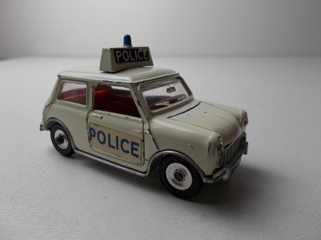1967Dinky Toys 250 POLICE MINI COOPER I.g.st., Ophalen of Verzenden, Zo goed als nieuw, Auto, Corgi