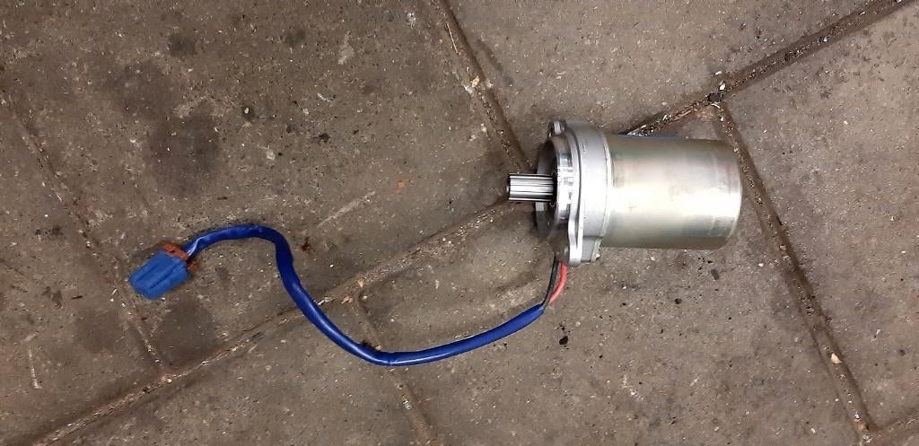 Pomp vd stuurbekrachtiging Clio 2002, Ophalen of Verzenden