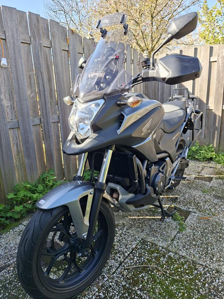 Honda NC750X 2015 | 34.000 km | Incl. kofferset & navigatie, 2 cilinders, 745 cc, Motorrijbewijs A, Particulier