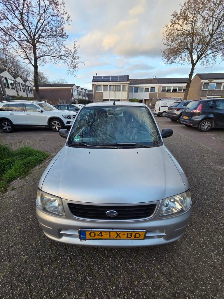 Daihatsu Cuore 1.0 STI AUT 2003 Grijs orgineel Dutch auto, Auto's, 15 km/l, 600 kg, 18 €/maand, 4 stoelen
