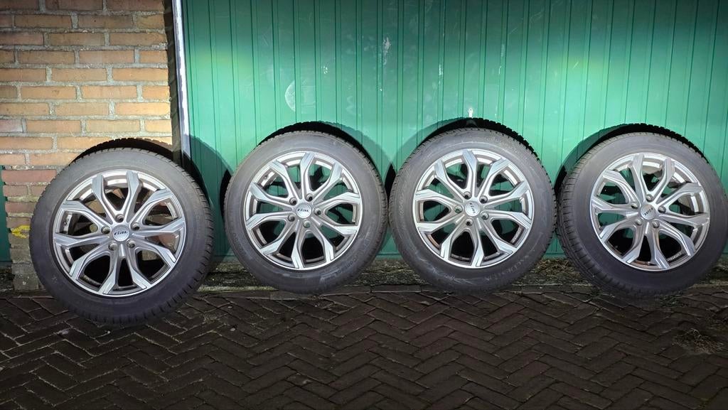 17 inch velgen met winterbanden voor BMW, Gebruikt, Banden en Velgen, 17 inch, Personenwagen