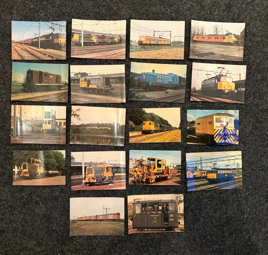 18 ongebruikte ansichtkaarten materieel NS, Ophalen of Verzenden, Zo goed als nieuw, Trein, Kaart of Prent
