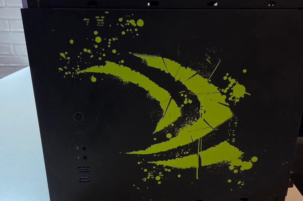 Computer Bit Phenix Nvidia, Computers en Software, Desktop Pc's, Ophalen, Gebruikt, 3 tot 4 Ghz, SSD