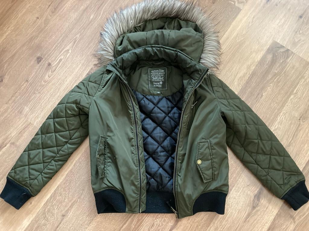 Meisjes Winterjas C&A Maat 140 Groen, C&A, Meisje, Ophalen of Verzenden, Zo goed als nieuw