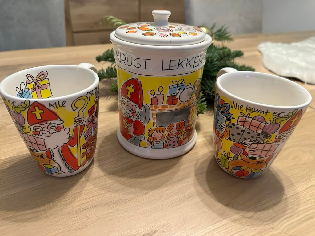 Blond Amsterdam Sinterklaas Servies, Huis en Inrichting, Ophalen, Zo goed als nieuw, Overige stijlen, Kop(pen) en/of Schotel(s)