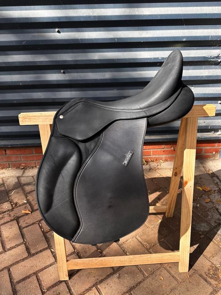 Wintec zadel, Dieren en Toebehoren, Paarden en Pony's | Zadels, Ophalen of Verzenden, Gebruikt, Recreatie