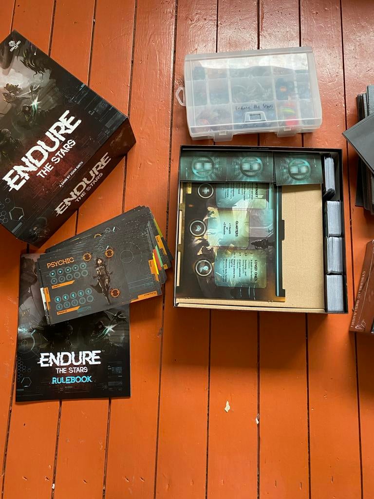 Endure the Stars Kickstarter Bordspel, Een of twee spelers, Ophalen of Verzenden, Zo goed als nieuw