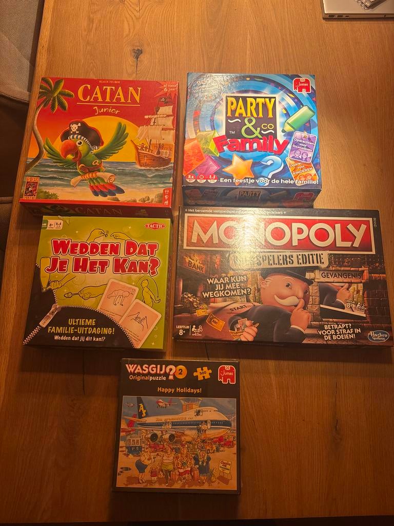 Spellenpakket: Catan Junior, Party&Co, Monopoly, Wasgij, Ophalen of Verzenden, Zo goed als nieuw