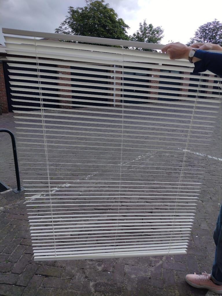 Jaloezie, Huis en Inrichting, Stoffering | Gordijnen en Lamellen, Wit, Zo goed als nieuw, 150 tot 200 cm, 50 tot 100 cm