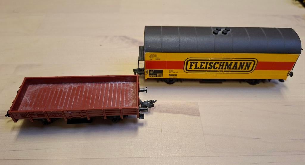 Fleischmann wagons 2x, Gebruikt, Gelijkstroom, Fleischmann, Wagon