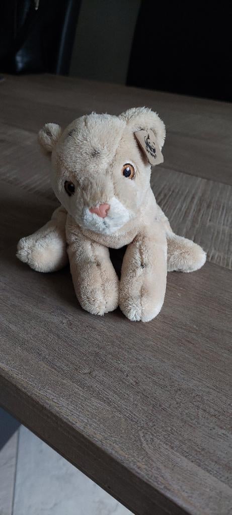 WWF leeuwtjes welp, Kinderen en Baby's, Speelgoed | Knuffels en Pluche, Ophalen of Verzenden, Zo goed als nieuw, Overige typen