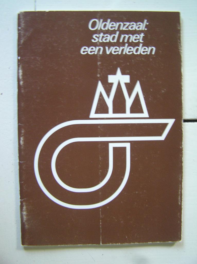 Oldenzaal: stad met een verleden., Ophalen of Verzenden, Gelezen