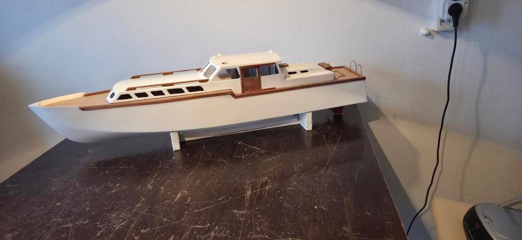 Schaalmodel (Billing) Boot - - +/- 90 cm lang, Hobby en Vrije tijd, Modelbouw | Boten en Schepen, Ophalen, Gebruikt, Groter dan 1:32