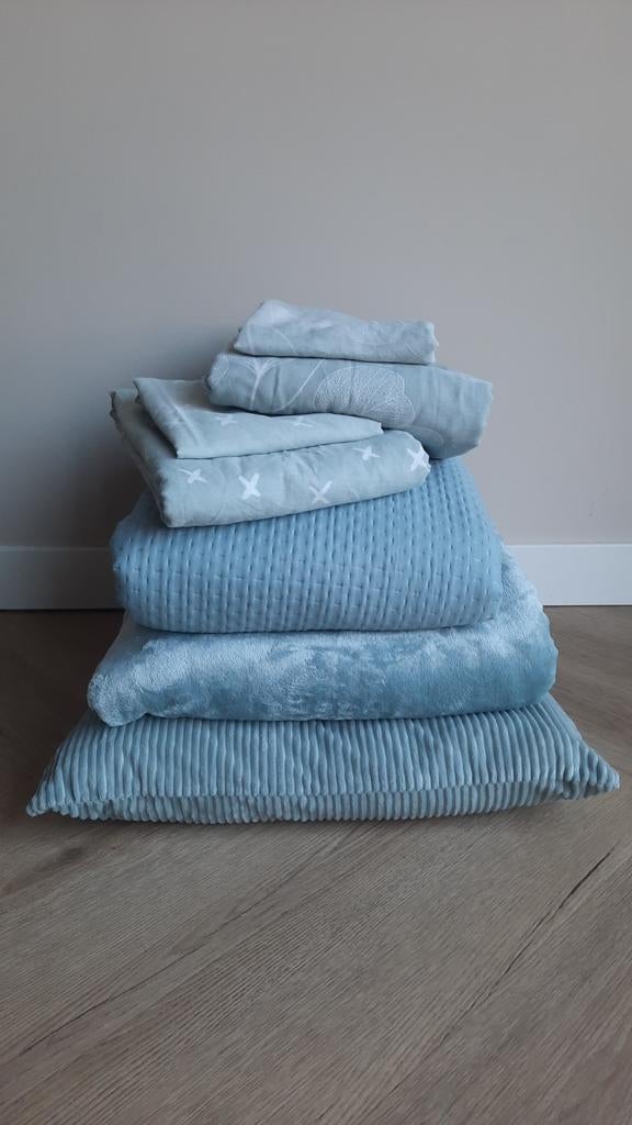 Grijsgroen beddengoed: 2xovertrek/plaid/woondeken/woonkussen, Eenpersoons, Dekbedovertrek, Ophalen of Verzenden, Zo goed als nieuw