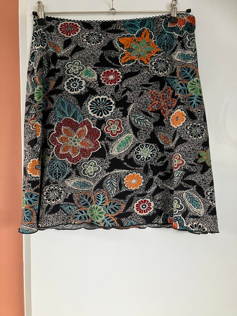 Bohemien zomerrok zwart bloemen oranje wijnrood 42, Maat 42/44 (L), Ophalen of Verzenden, Zo goed als nieuw, Boven de knie