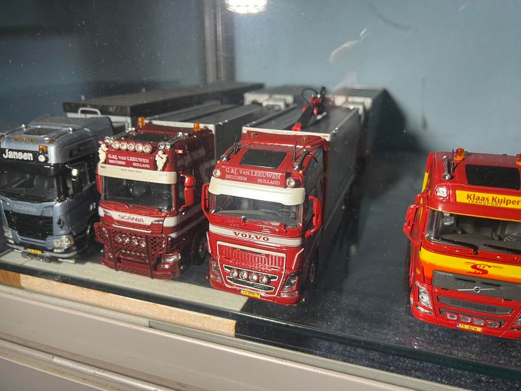 Tekno setje van G&J van Leeuwen Bruchem, Hobby en Vrije tijd, Modelauto's | 1:50, Ophalen, Zo goed als nieuw, Bus of Vrachtwagen