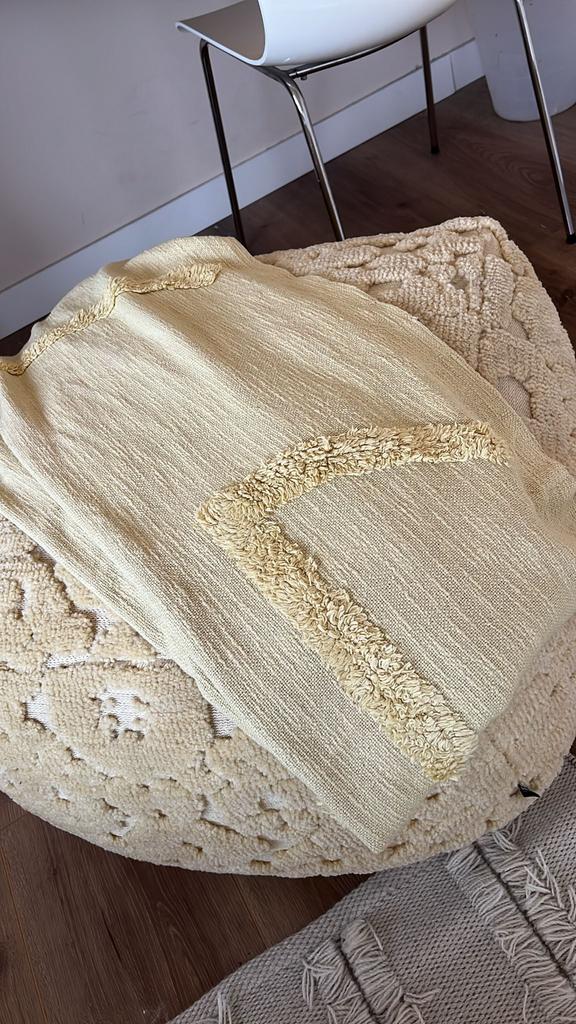 Poef en plaid van loods 5 lichtgeel, Ophalen, Zo goed als nieuw