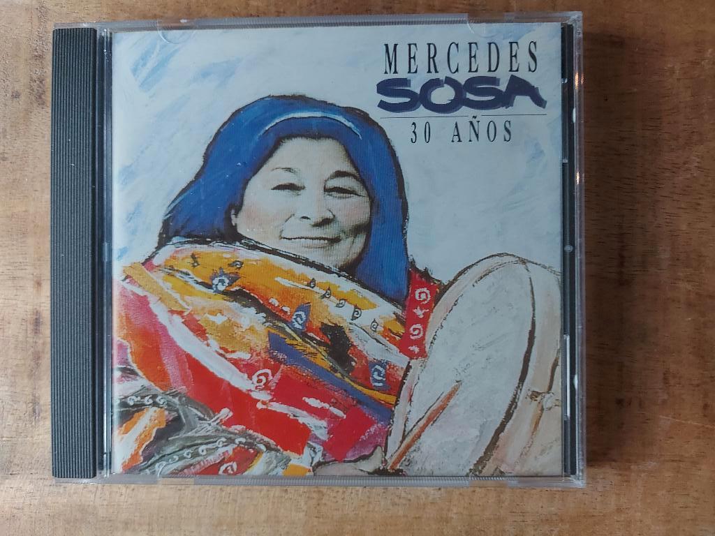 CD Mercedes Sosa - 30 Años, Ophalen of Verzenden, Zo goed als nieuw, Latijns-Amerikaans