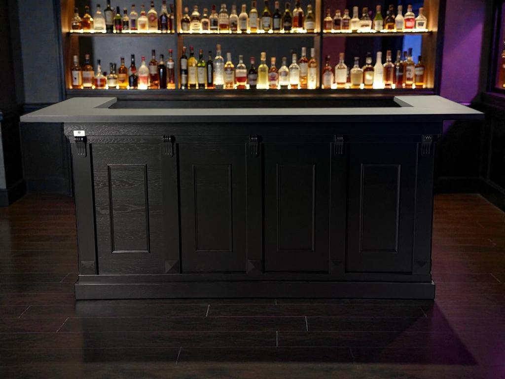 Luxe bar 250cm zwart | Horeca / mancave bar, Ophalen, Info@123barren.nl, Open Einde 12, Musselkanaal, 123 Barren