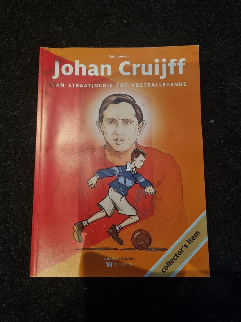 Johan Cruijff: Van Straatjochie tot Voetballegende, Ophalen of Verzenden, Zo goed als nieuw, Rudi Jonker