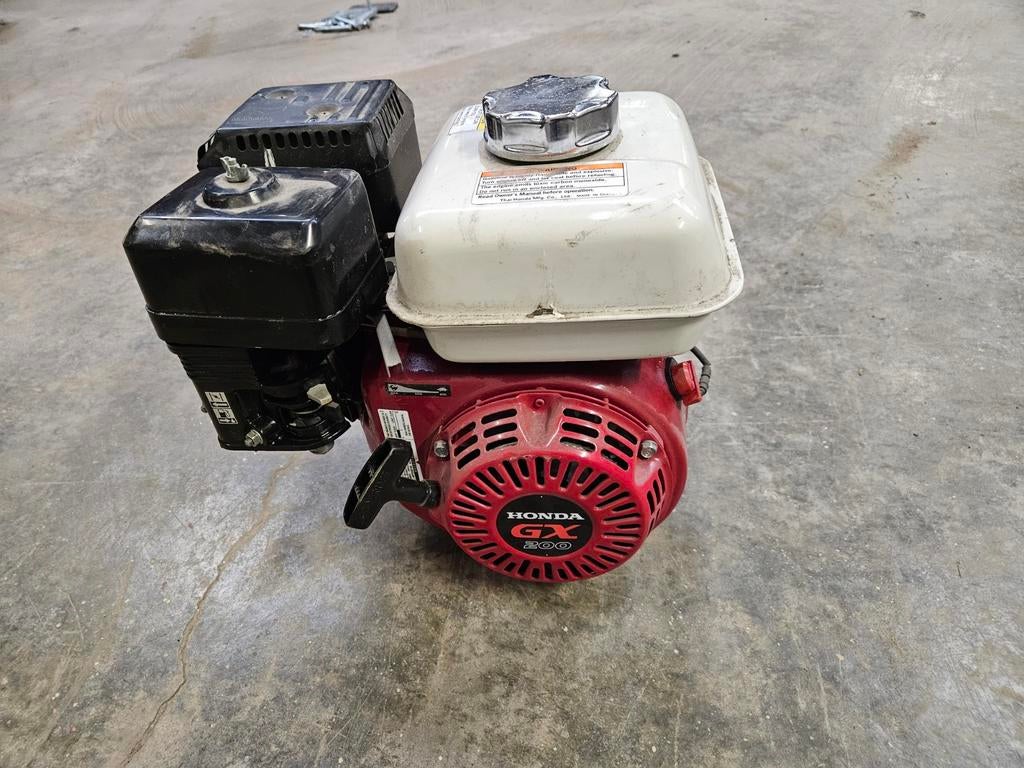 Nieuwe  honda motor gx 200, Ophalen of Verzenden, Nieuw, Benzinemotor, 1800 rpm of meer