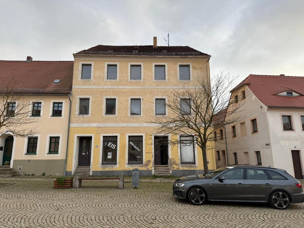 Giga pand 450m2 midden op mooi marktplein dui Reichenbach/ol, Groepsaccommodatie, Dorp