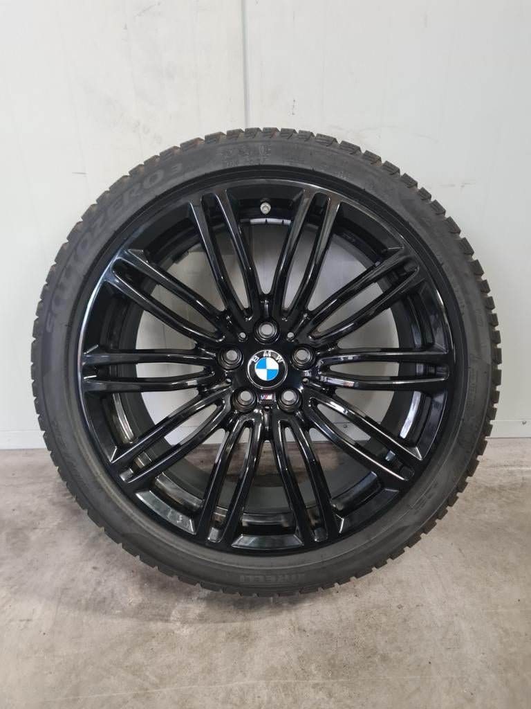 19' BMW 5 Serie G30 G31 Styling 664M Zwart met winterbanden, 245 mm, Banden en Velgen, Winterbanden, Personenwagen