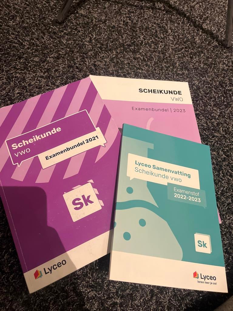 Lyceo Scheikunde VWO Examenbundels, Ophalen of Verzenden, Beta, Zo goed als nieuw, WO