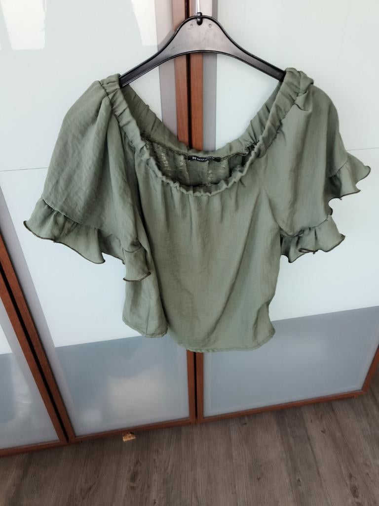 Off shoulder top L, Kleding | Dames, Maat 42/44 (L), Ophalen of Verzenden, Zo goed als nieuw, Korte mouw