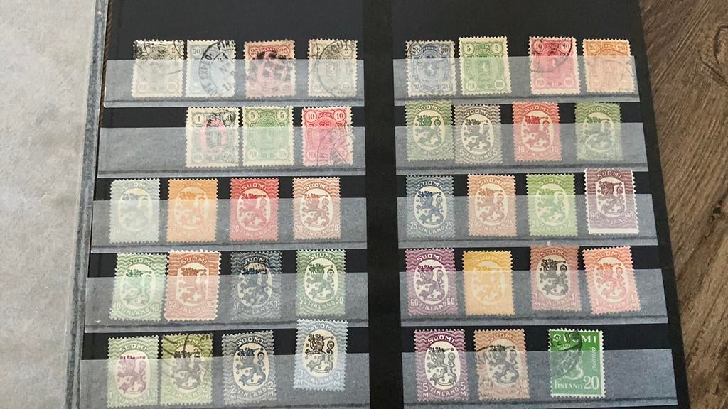 #60 Kleine verzameling ouder Finland, Postzegels en Munten, Postzegels | Volle albums en Verzamelingen, Ophalen of Verzenden, Buitenland