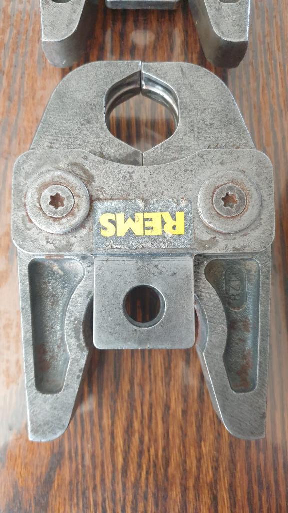persbek rems M28, Doe-het-zelf en Verbouw, Gereedschap | Handgereedschap, Ophalen of Verzenden, Gebruikt