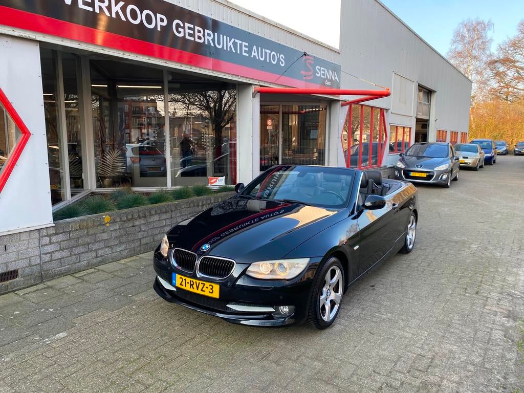 BMW 3-serie Cabrio 320i - Automaat - Facelift 2010 - Inr Mog, Automaat, Euro 5, Achterwielaandrijving, Zwart