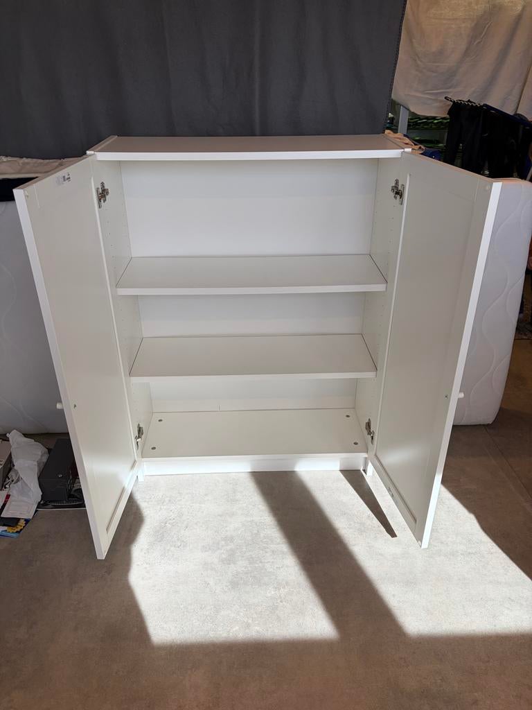 Billy boekenkast met deurtjes, Huis en Inrichting, Kasten | Boekenkasten, Ophalen, 100 tot 150 cm, 50 tot 100 cm, Zo goed als nieuw