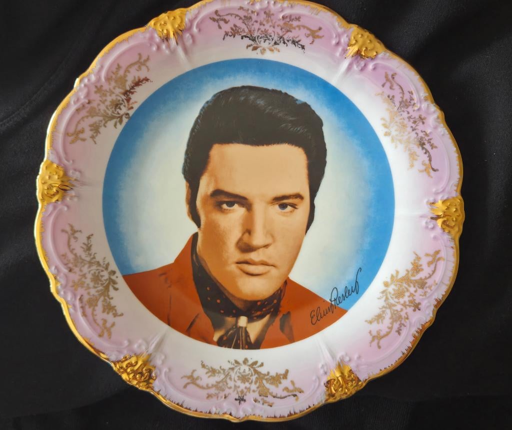 Elvis Presley Porseleinen Bord met Bladgoud, Ophalen of Verzenden, Zo goed als nieuw, Poster, Artwork of Schilderij, Gesigneerd