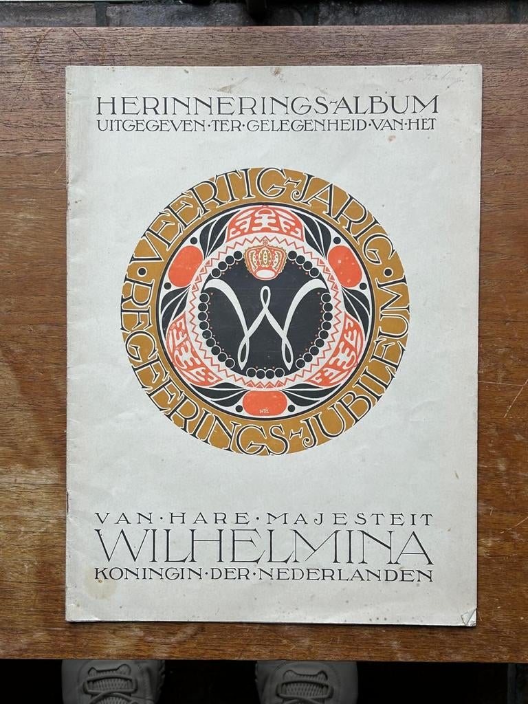 Herinneringsalbum 25-jarig Regeringsjubileum Wilhelmina, Ophalen of Verzenden, 20e eeuw of later, Gelezen, Onbekend
