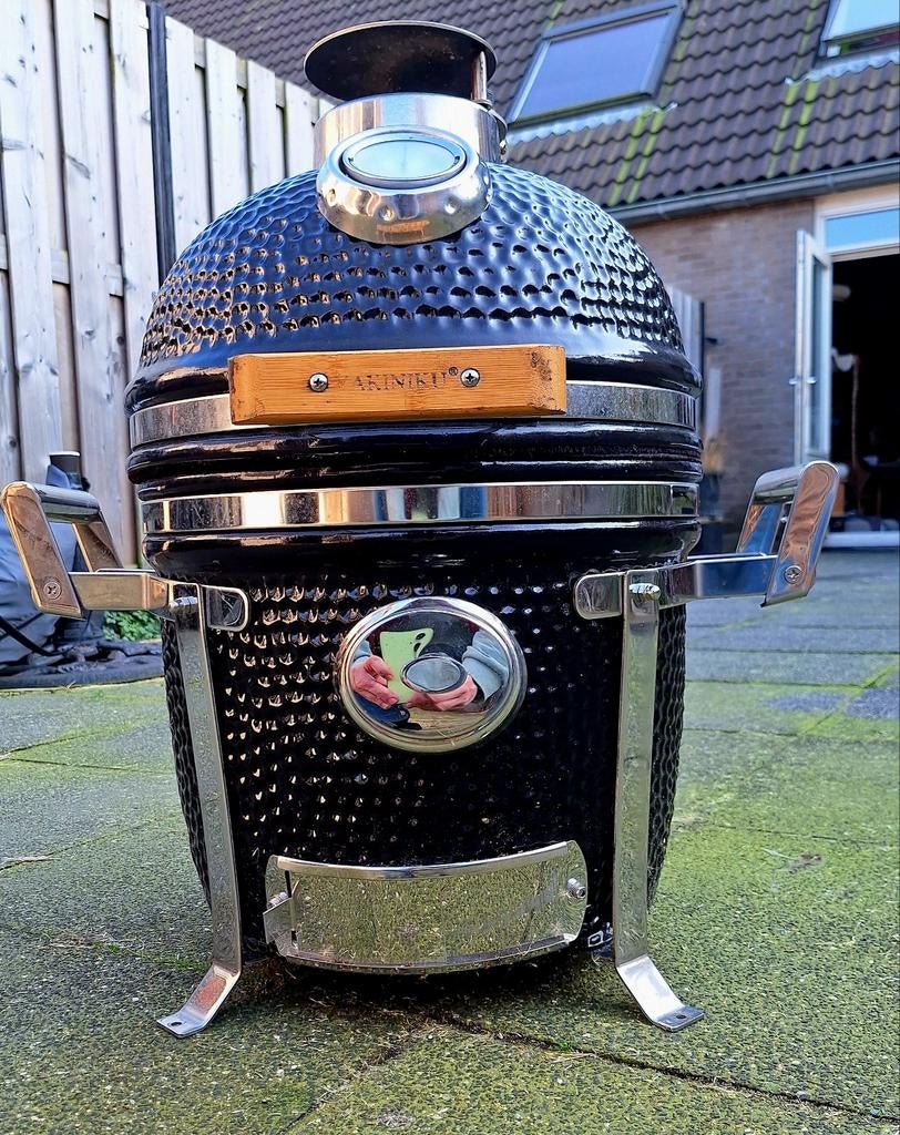 Compacte Yakiniku Kamado Grill - 2 jaar oud, weinig gebruikt, Tuin en Terras, Houtskoolbarbecues, Zo goed als nieuw, Ophalen of Verzenden