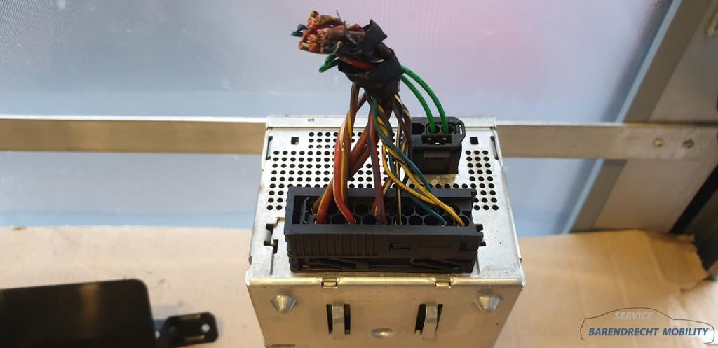 Versterker Logic7 E65 / E66 BMW 7 serie 5126961389 Top hifi, Petuelring 130
80788  Munich, DE, Gebruikt, Info@bmw.de, Ophalen of Verzenden