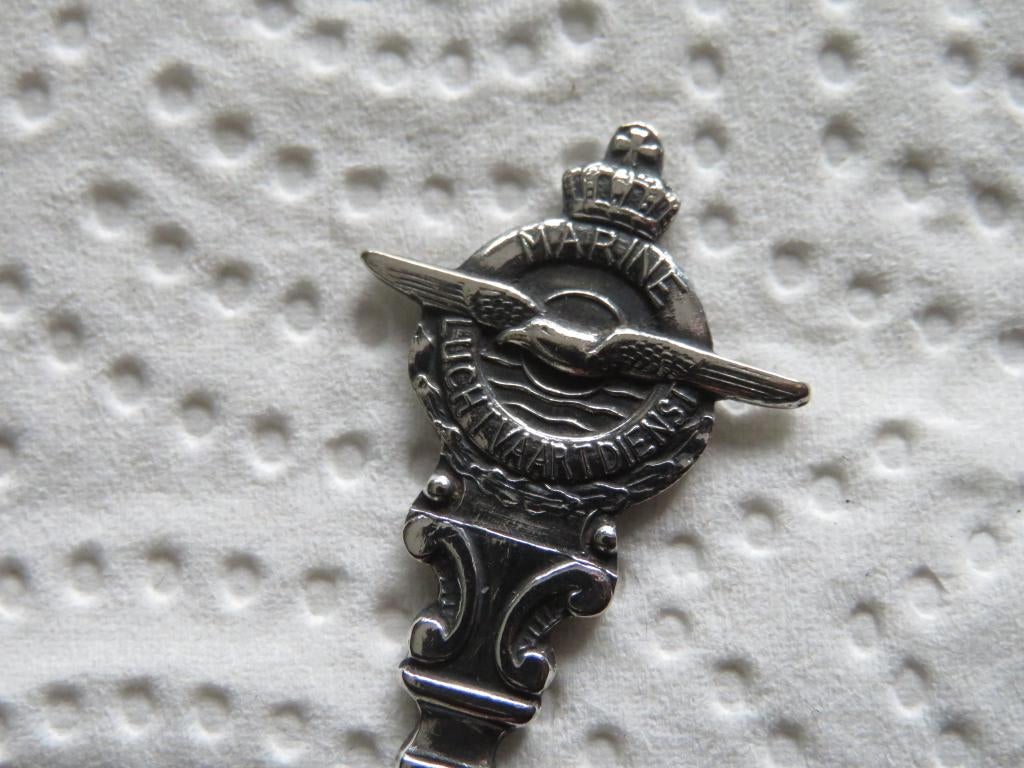 Verz. Militaria Lepeltje Embleem Marine Luchtvaartdienst, Overige materialen, Gebruikt, Verzenden, Verzilverd