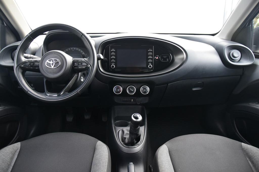 Toyota Aygo X 1.0 VVT-i MT Play Audio/Camera Airco Cruise, Stof, Gebruikt, 920 kg, 4 stoelen