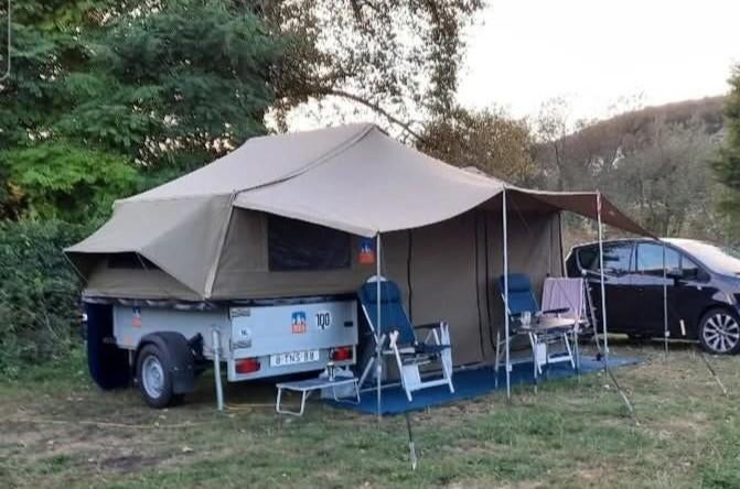 3 dog traildog tenttrailer, khaki-sand, koopjaar 2020, Ophalen, 3DOG, Meerkleurig, Tot en met 4