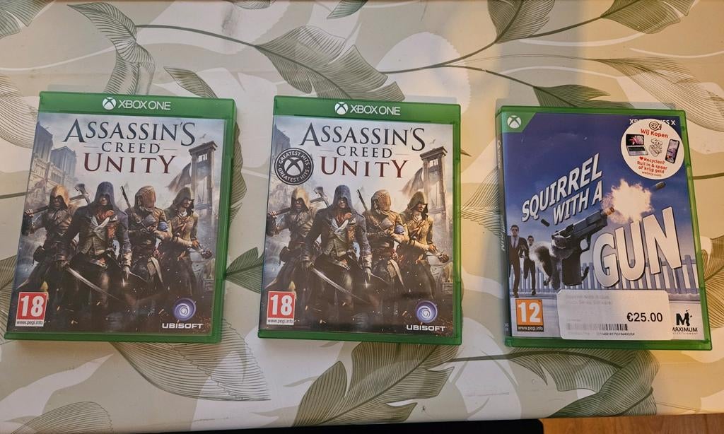 Assassin's Creed Unity & Squirrel with a Gun Xbox One, Avontuur en Actie, Gebruikt, Vanaf 18 jaar, 1 speler