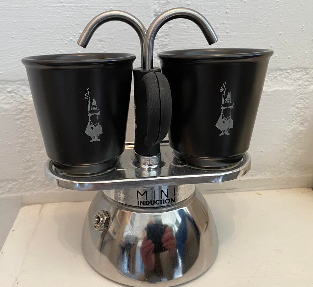 Bialetti expresso compleet met twee kops, Ophalen of Verzenden, Nieuw