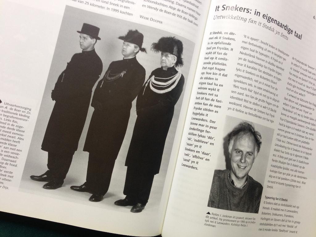 Sneek in de 20ste eeuw. / 2006, Ophalen of Verzenden, Zo goed als nieuw