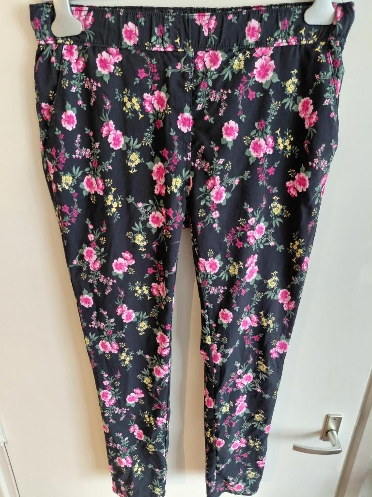 Broek mt 42 elast band, Overige kleuren, Maat 42/44 (L), Ophalen of Verzenden, Zo goed als nieuw