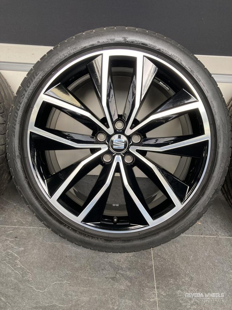 19” originele Seat Ateca velgen + banden 5x112 235/40/19 575, Auto-onderdelen, Banden en Velgen, 19 inch, Gebruikt, -, -